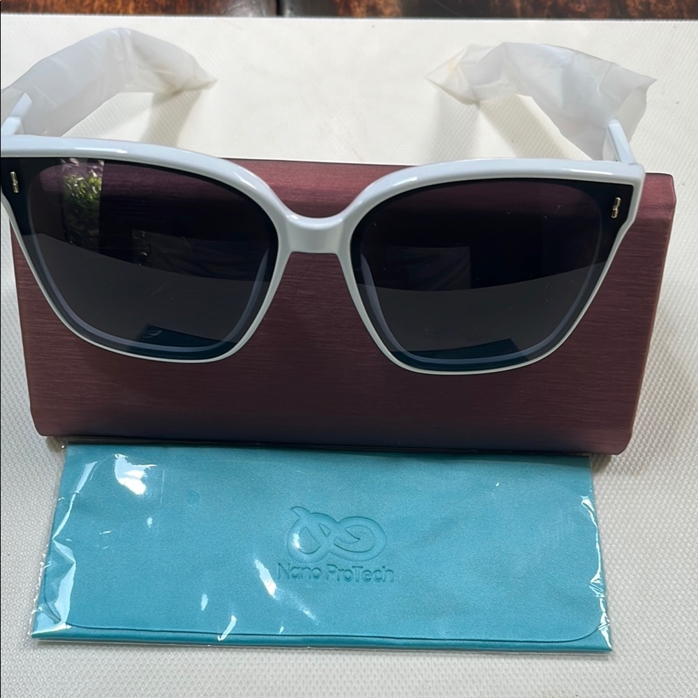 Nano White Sunglasses with Black Lenses